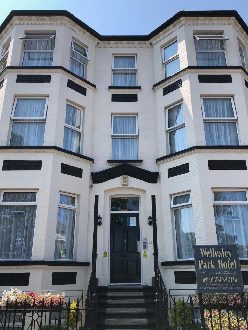 Wellesley Park Hotel Great Yarmouth Exteriör bild